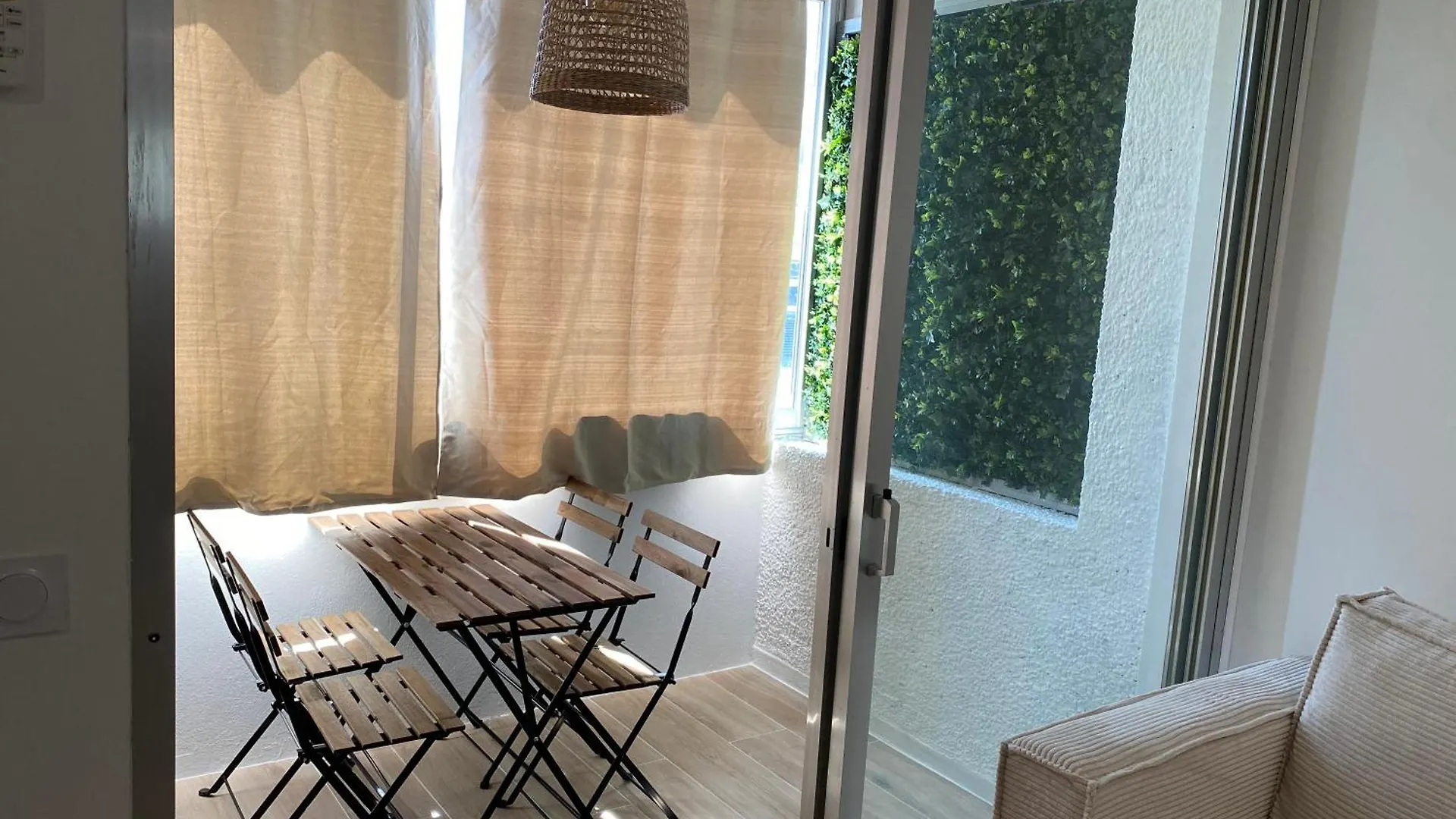 Superbe Appartement Tout Equipe Saint-Laurent-du-Var