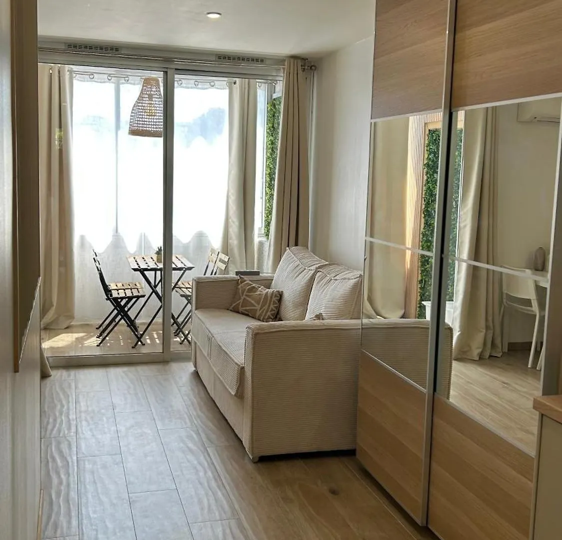 Azur & Chill - A Proximite Mer Train Bus Aeroport Saint-Laurent-du-Var